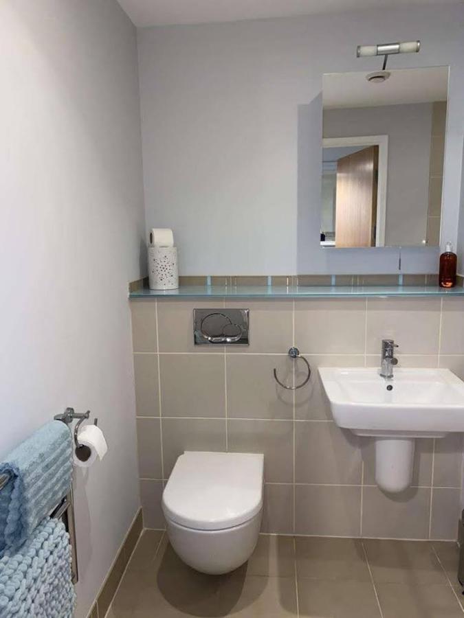 Gunwharf Apartment Портсмут Екстер'єр фото